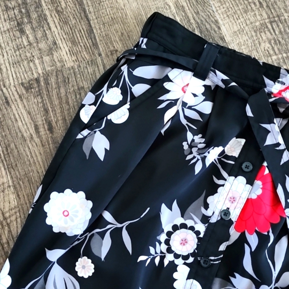 The Loft Black Floral Skirt extra small - Picture 8 of 15